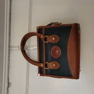 Dooney & Bourke Women's Handbag